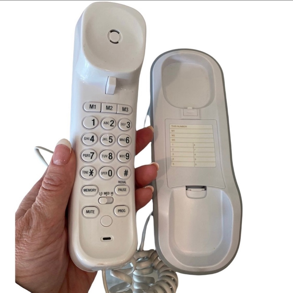 AT&T White Retro Wall Mount Corded Phone Trimline TR1909